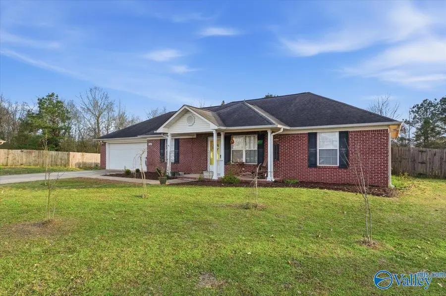 182 Bonaire Drive, Huntsville, AL 35811 - #2