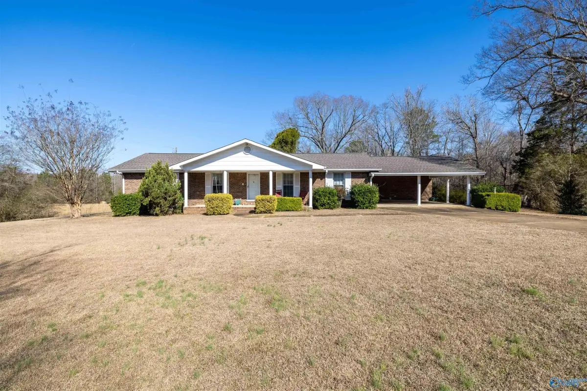 900 County Highway 35, Hamilton, AL 35570 - #1