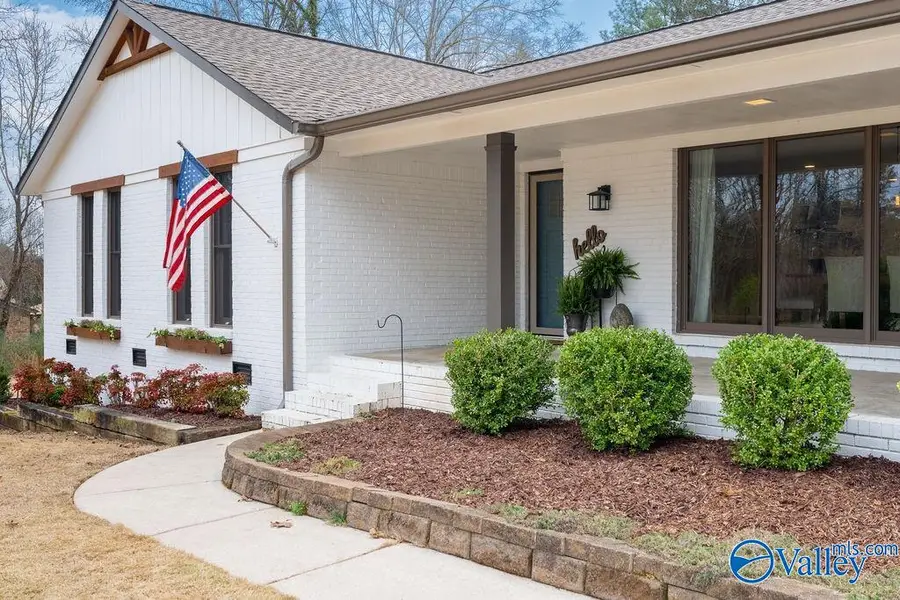 106 Simmons Drive, Owens Cross Roads, AL 35763 - #3