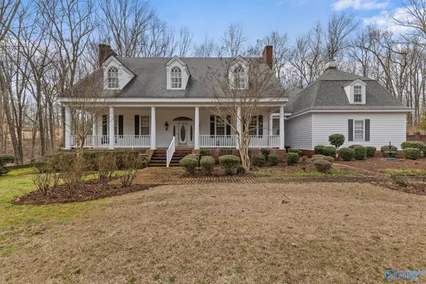 71 Windsor Drive, Russellville, AL 35653