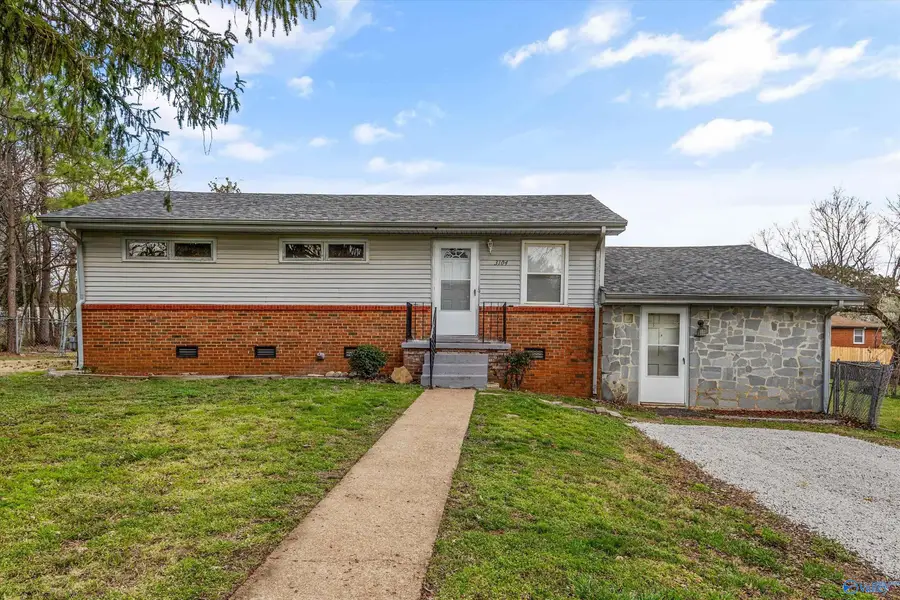 3104 Stewart Street Nw, Huntsville, AL 35810 - #2
