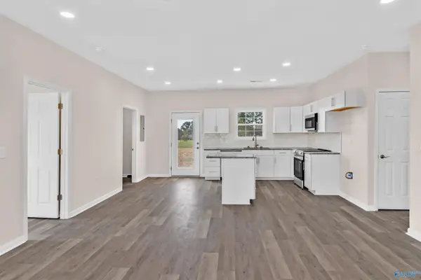 146 Green Road, New Market, AL 35761