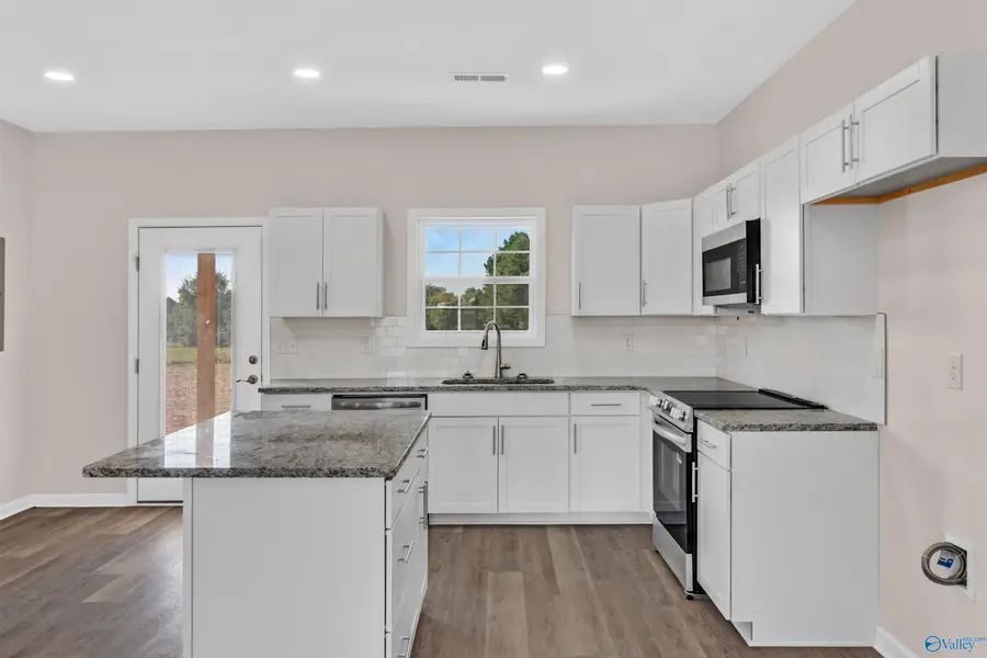 146 Green Road, New Market, AL 35761 - #2