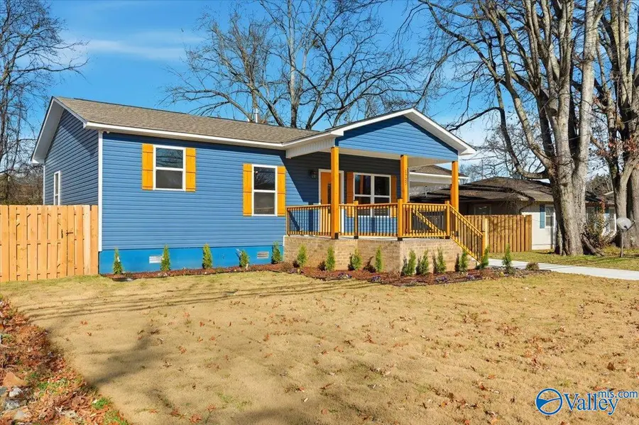 1727 Oakwood Avenue, Huntsville, AL 35811 - #2