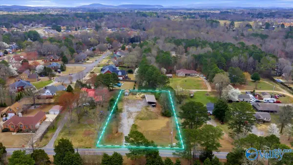 599 Sam Thomas Road, Harvest, AL 35739