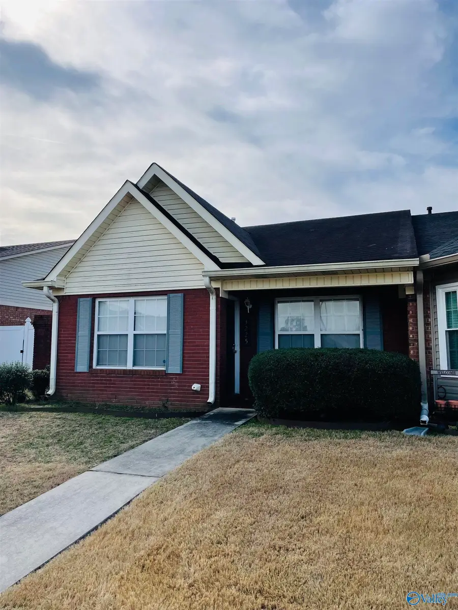 3225 Fieldstone Drive, Decatur, AL 35603 - #2