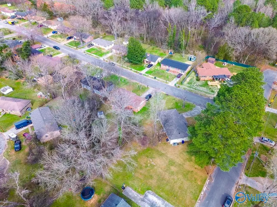 4717 Lumary Drive Nw, Huntsville, AL 35810 - #3