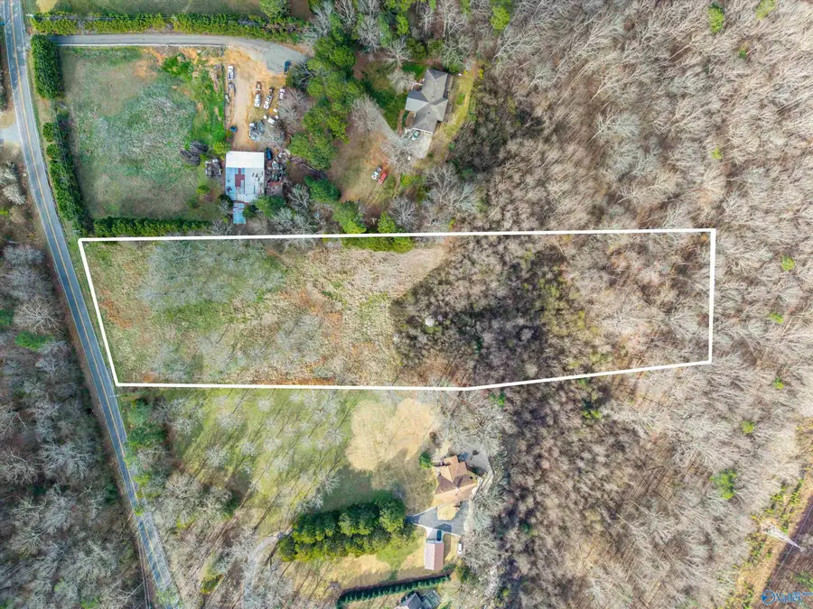 1230 Columbus City Road, Scottsboro, AL 35769 - #3