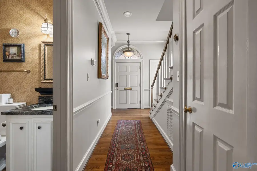 114 Lincoln Street Ne, Huntsville, AL 35801 - #3