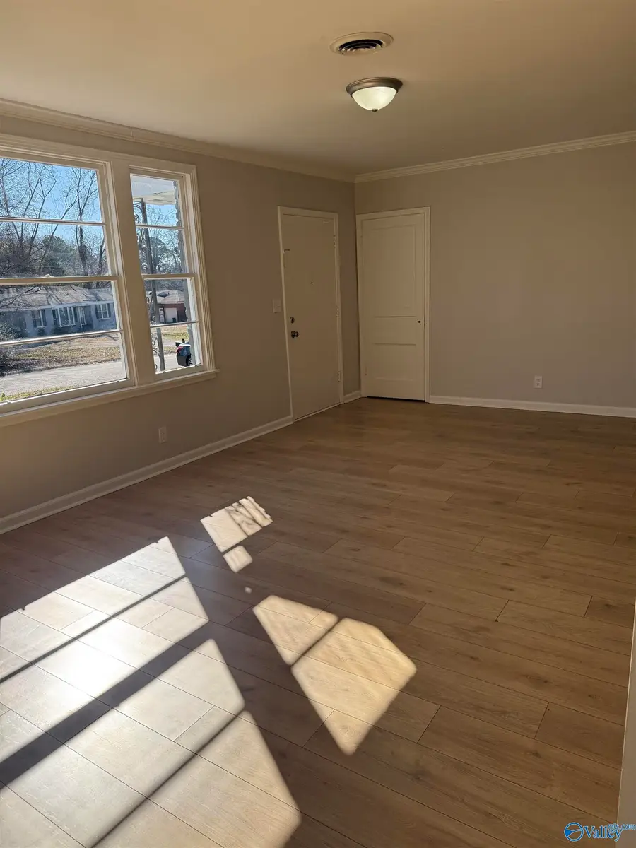 3611 NW Lakewood Drive Nw, Huntsville, AL 35811 - #2