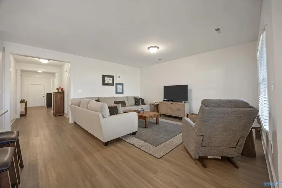 9105 Ohms Circle, Owens Cross Roads, AL 35763 - #3