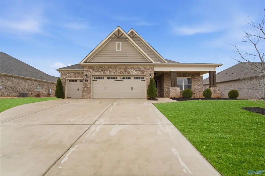 138 SE Shangrila Way, Meridianville, AL 35759 - #2