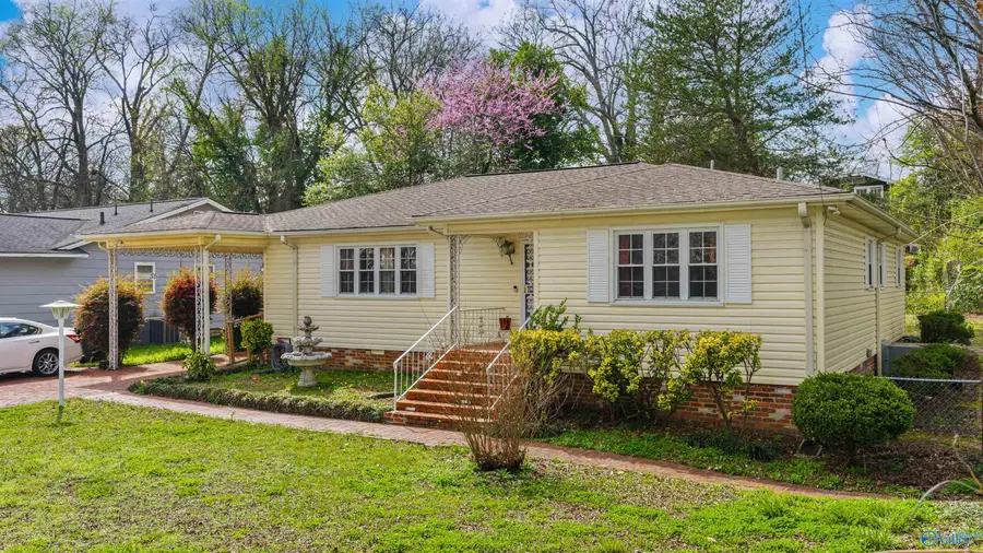 305 S 8th Street, Gadsden, AL 35903 - #2