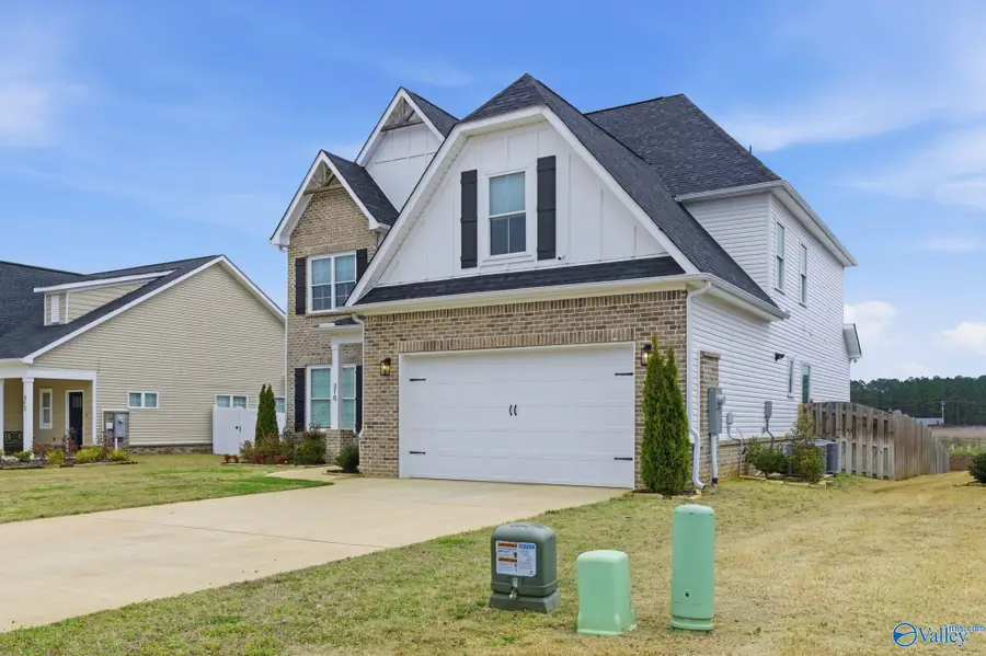 310 Shadow Court Sw, Huntsville, AL 35824 - #3