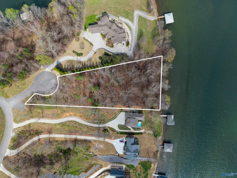 22 Cumberland Court, Scottsboro, AL 35769 - #2