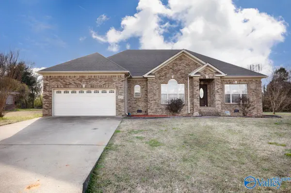 27503 Michael Lane, Toney, AL 35773