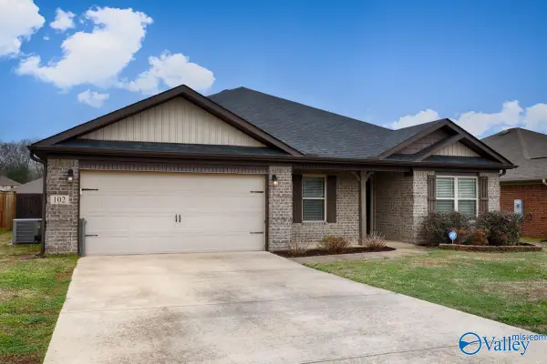 102 Hulsey Lane, Toney, AL 35773