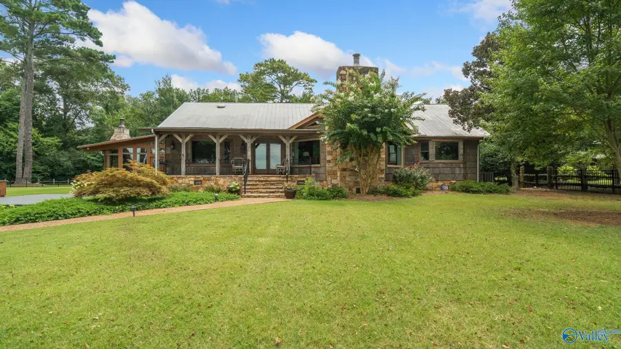 3424 Creek Path Road, Guntersville, AL 35976 - #2