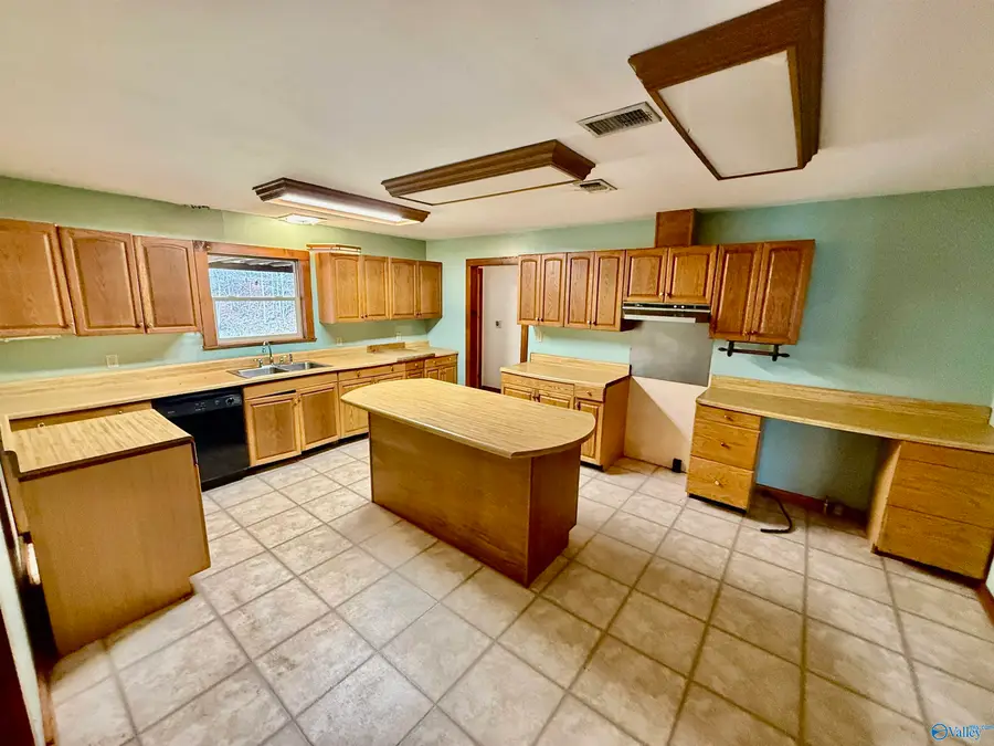 220 Old Nelson Gap Road, Boaz, AL 35956 - #3