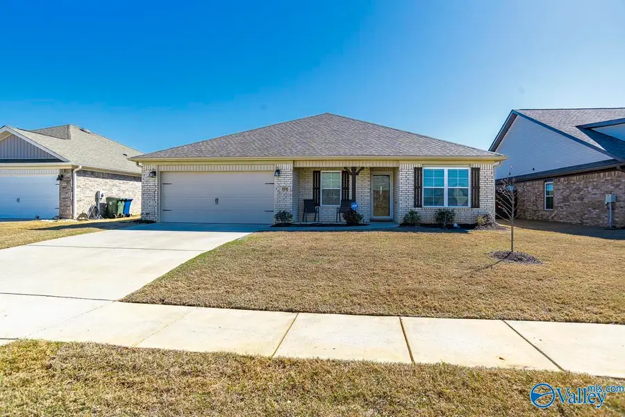 176 Beaver Brook Place, Toney, AL 35773 - #2