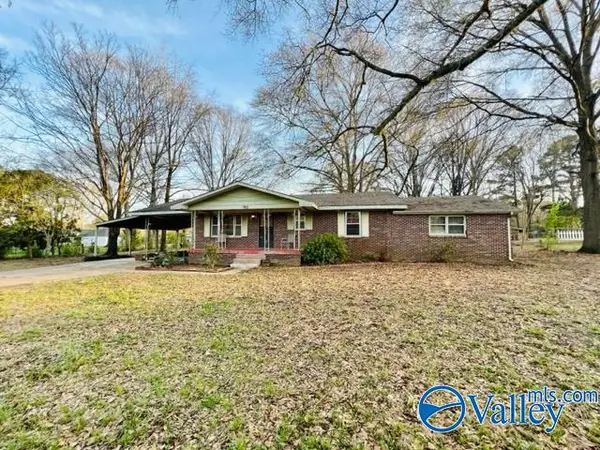 142 Hamaker Street Sw, Decatur, AL 35603