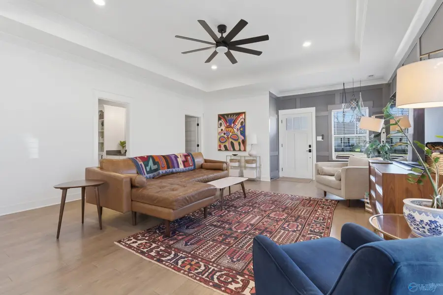 3510 7th Avenue Sw, Huntsville, AL 35805 - #3