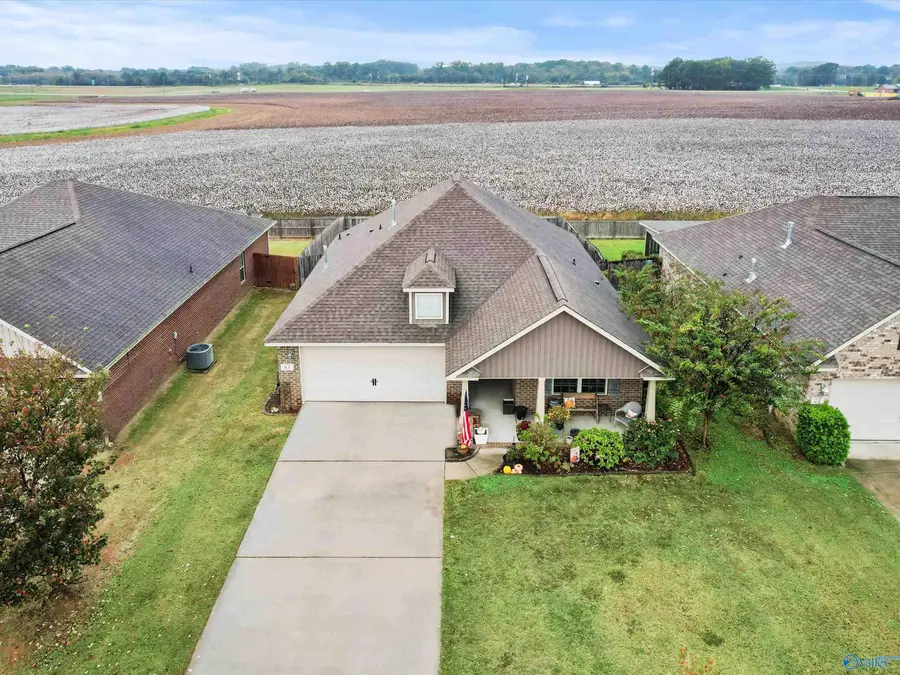 83 Olde Dogwood Trail, Decatur, AL 35603 - #2