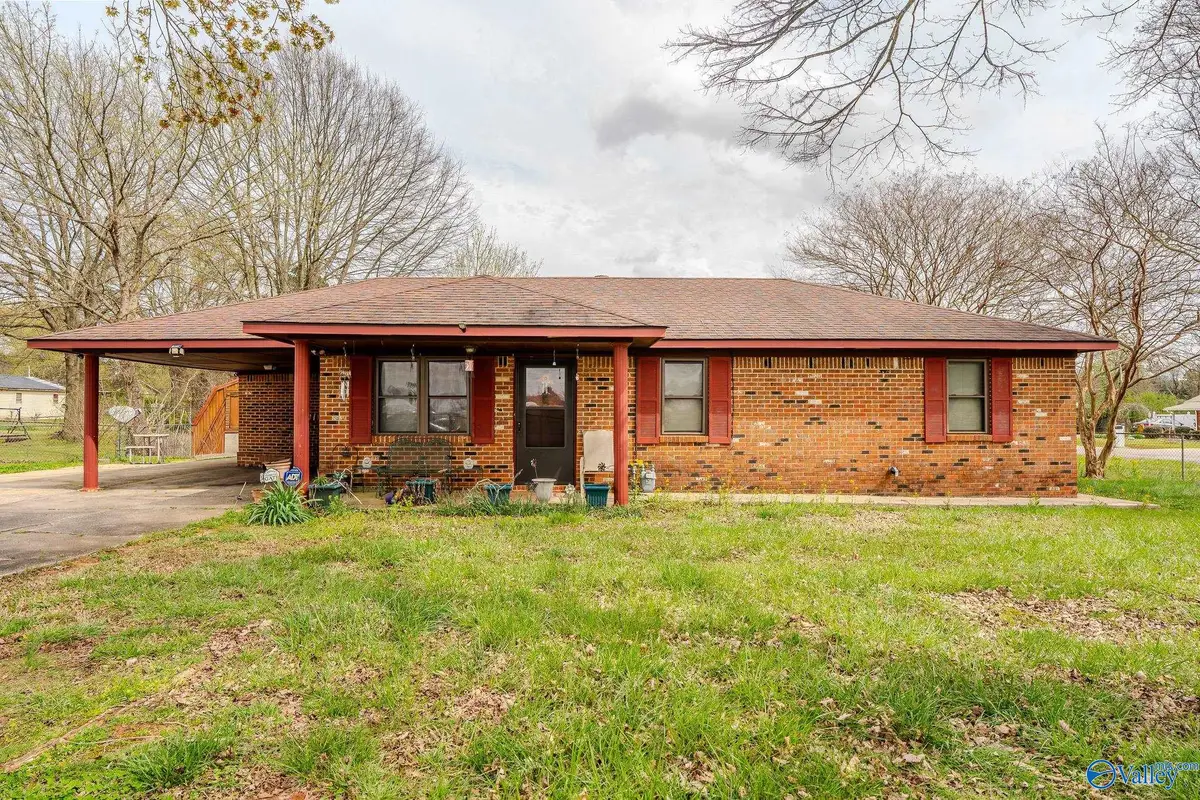 400 Lois Street, Moulton, AL 35650 - #1