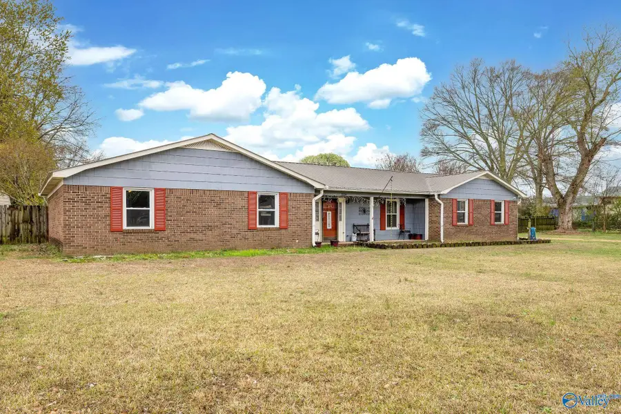 520 Kimberly Drive, Albertville, AL 35950 - #3