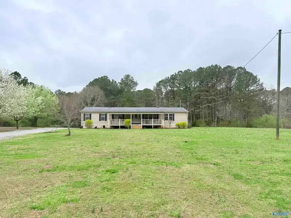 64 Bowers Road, Valermosa Springs, AL 35775