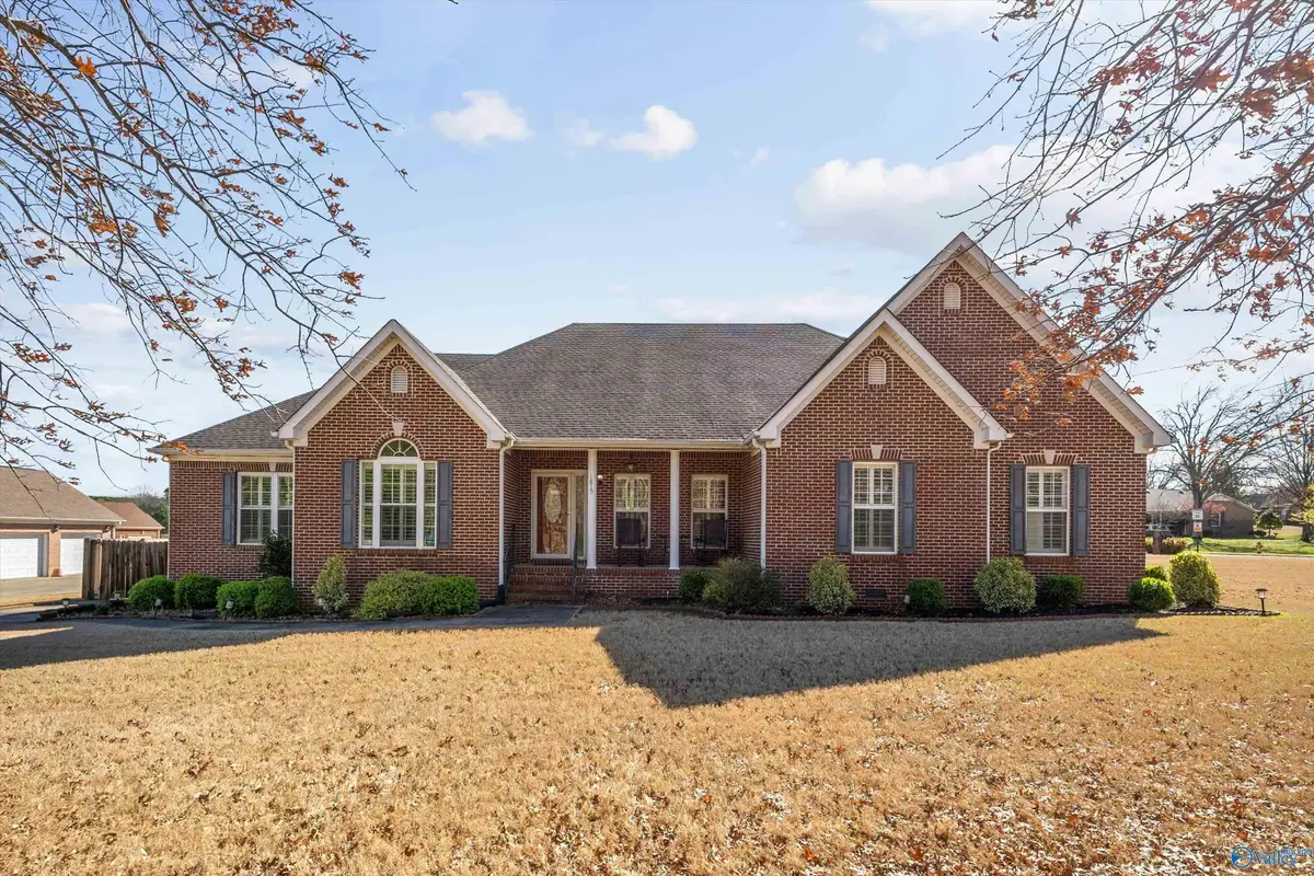 1815 Lindsay Lane S, Athens, AL 35613 - #1