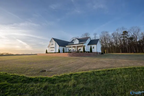 1102 Fruit Farm Road E, Fort Payne, AL 35967