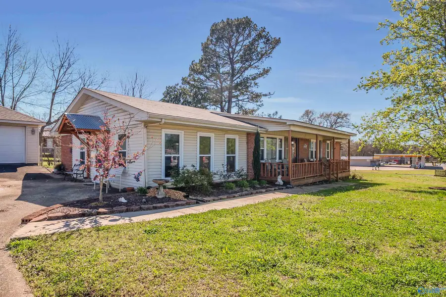 102 Springer Drive, Tuscumbia, AL 35674 - #3