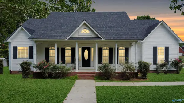 17501 Martin Drive, Athens, AL 35611