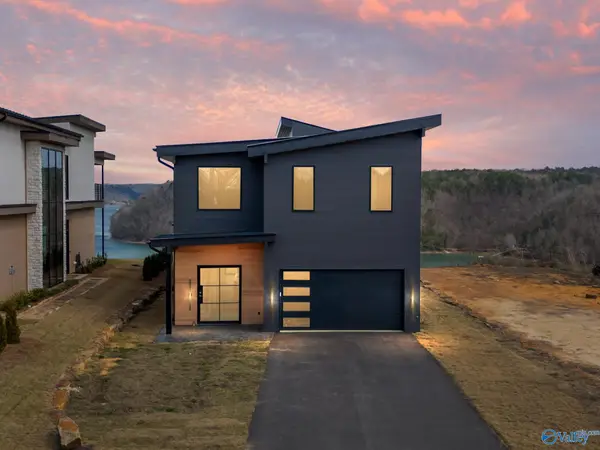 32 County Road 446, Crane Hill, AL 35053