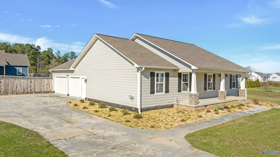 170 Deer Street, Rainsville, AL 35986 - #3