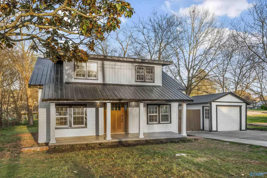 806 N Beaty Street, Athens, AL 35611 - #2