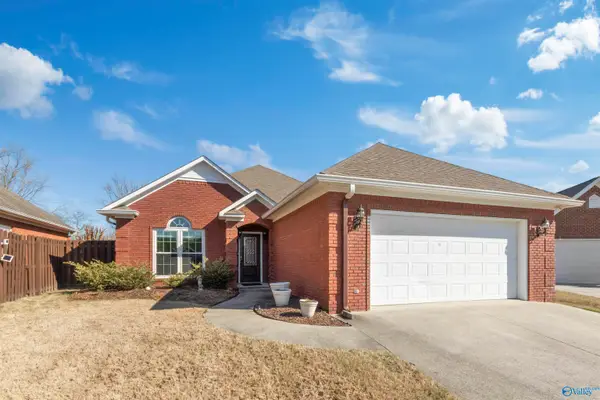 109 Canterbury Circle, Arab, AL 35016