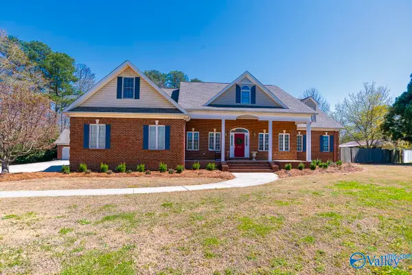 1102 Vines Drive Ne, Hartselle, AL 35640