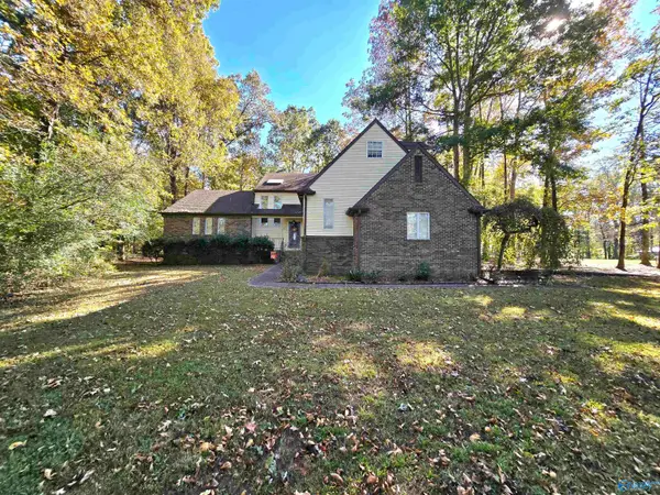 1425 Hickory Lane Ne, Arab, AL 35016