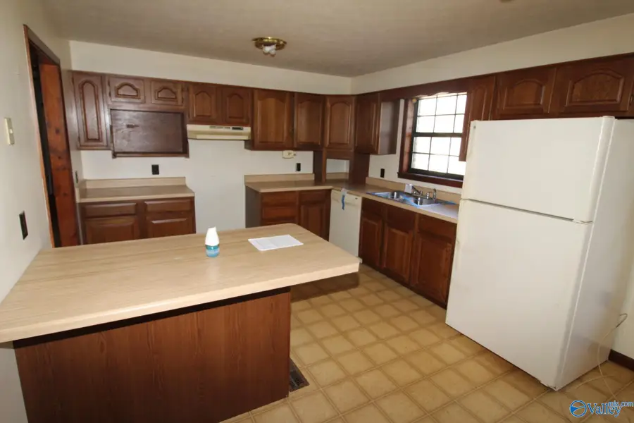 136 County Road 1444, Vinemont, AL 35179 - #3