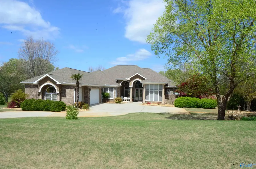 12820 Saint Andrews Drive, Athens, AL 35611 - #2