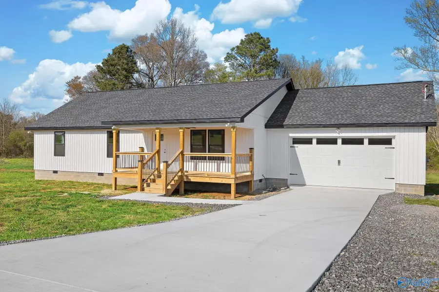 2308 County Road 24, Crossville, AL 35962 - #2