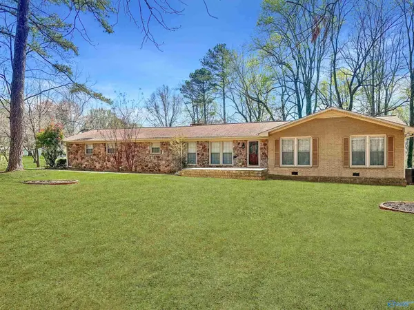 298 Meridianville Road, Meridianville, AL 35759