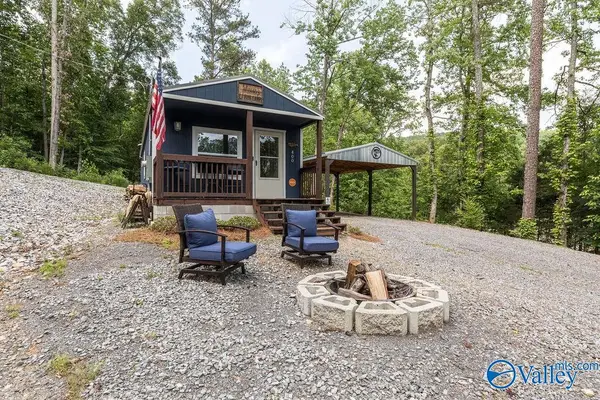 400 Whitaker Drive, Grant, AL 35747