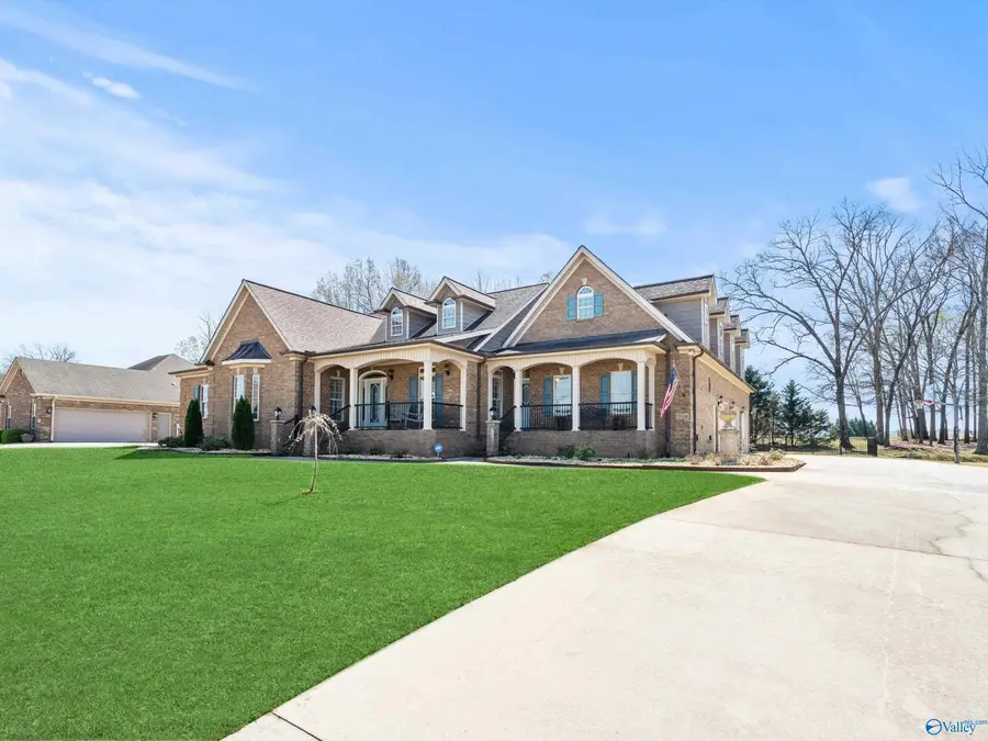 17594 Clearview Street, Athens, AL 35611 - #3