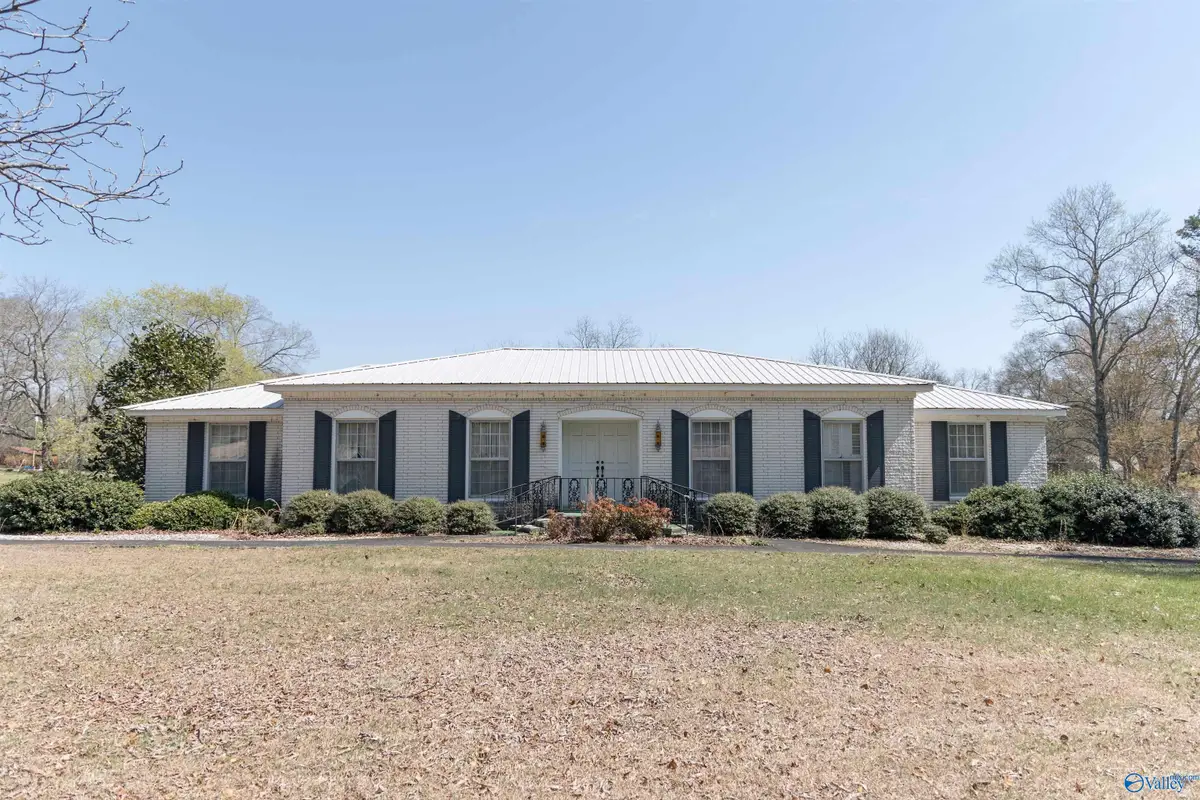 181 Justice Street, Crossville, AL 35962 - #1