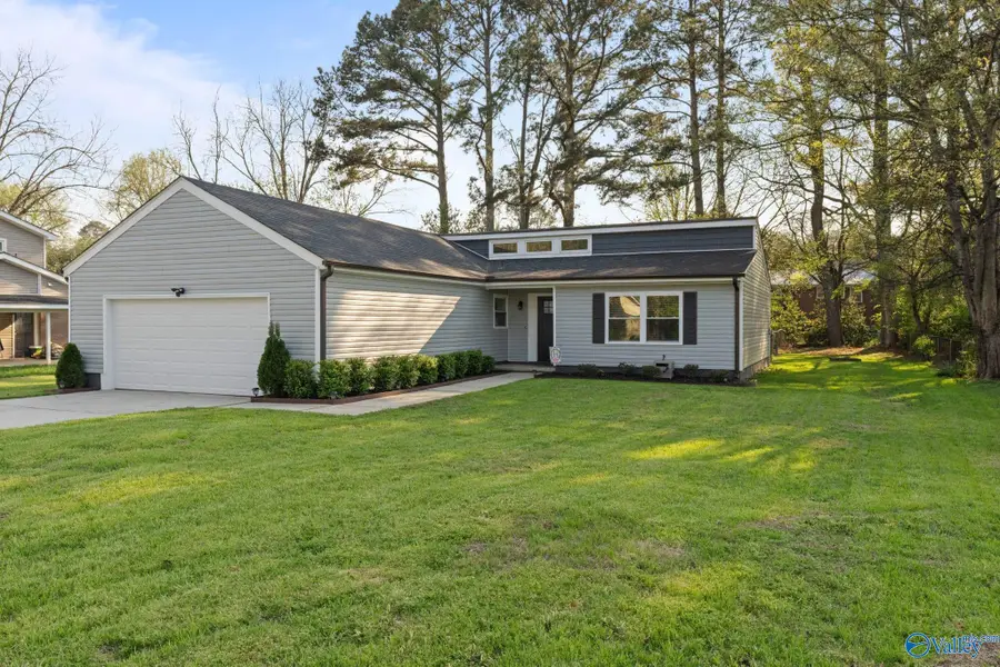 507 Forrest Park Ct, Huntsville, AL 35806 - #2