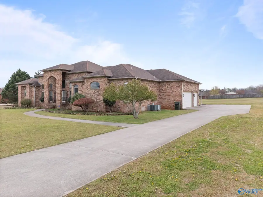 1230 Nick Davis Road, Harvest, AL 35749 - #2