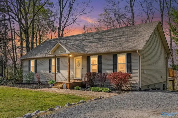 102 Guthrey Private Drive, Danville, AL 35619